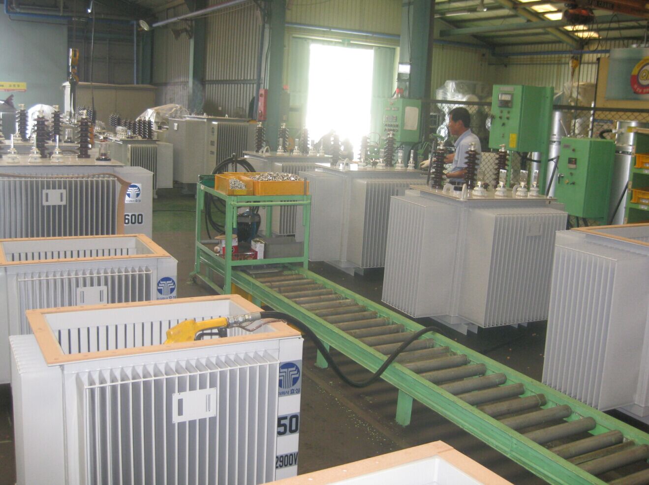 Oil-immersed Transformer workshop Oil-immersed Transformer workshop